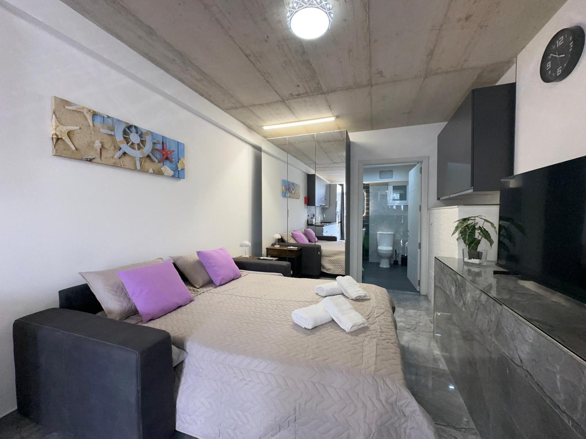 Seafront, Lovely Modern Studio. Apartamento St. Julian's Exterior foto